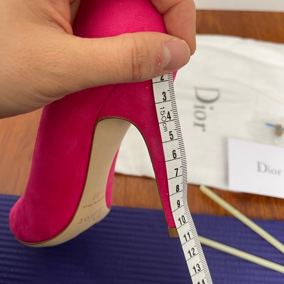Christian Dior hot pink suede heels size 37 - Picture 16 of 16
